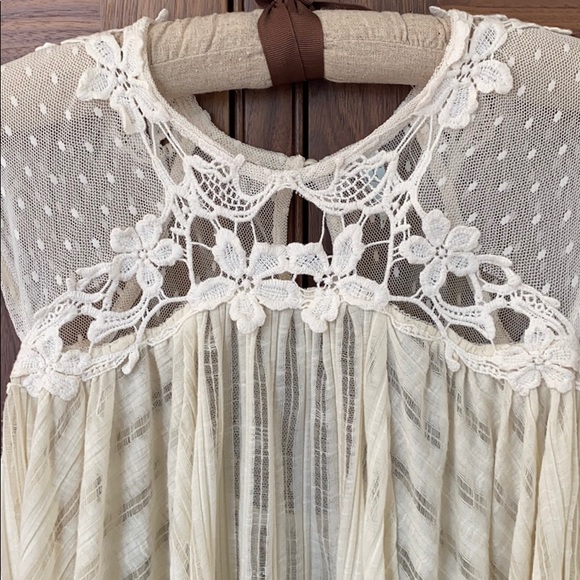 Free People Flowy Top - Picture 3 of 4